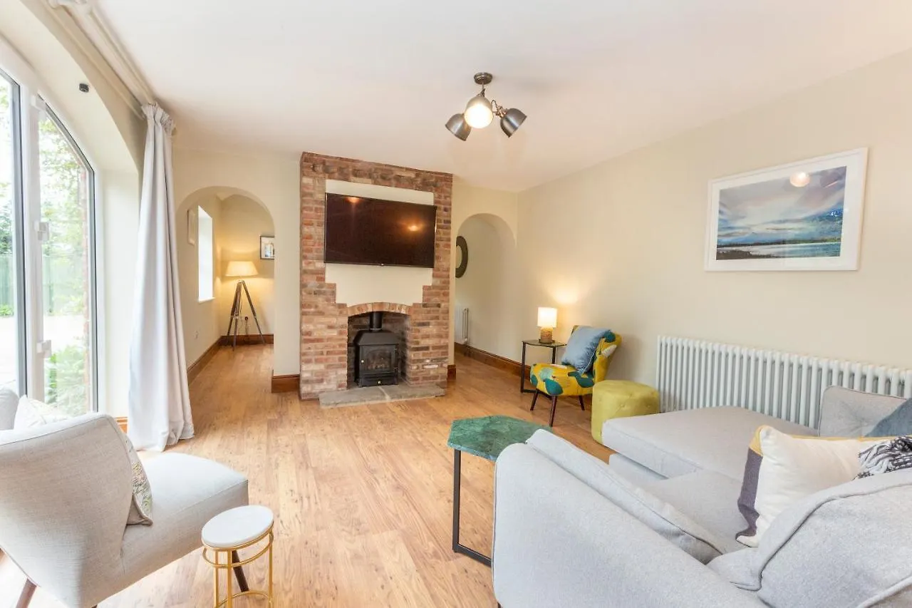 Creamery Cottage With Games Room And Free Parking York
