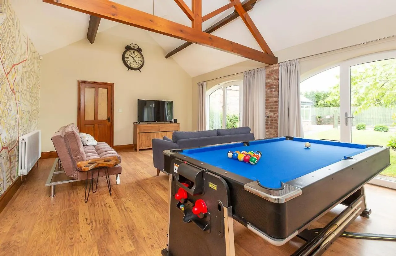 Creamery Cottage With Games Room And Free Parking York
